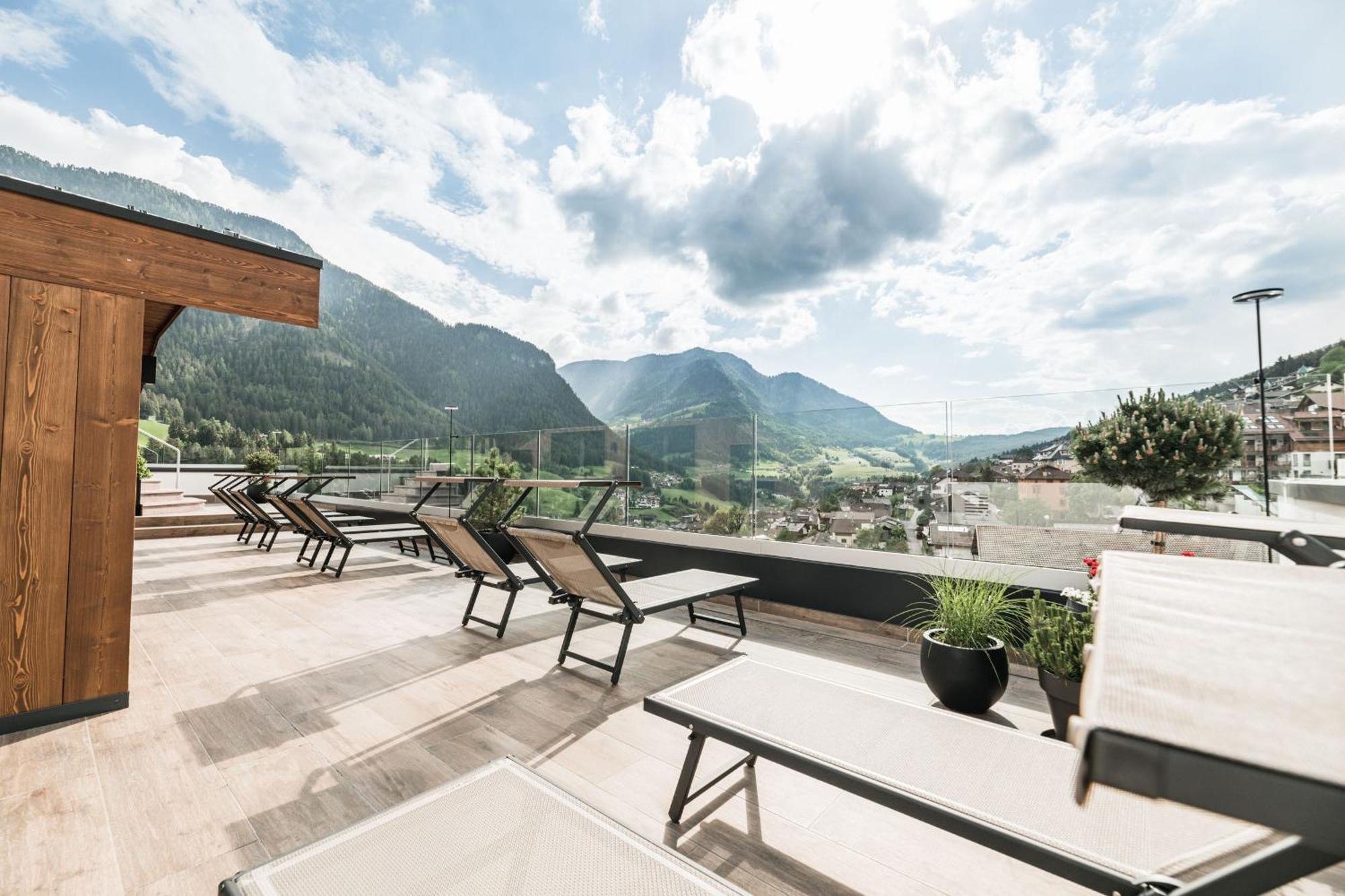 Boutique Hotel Planlim Ortisei Esterno foto