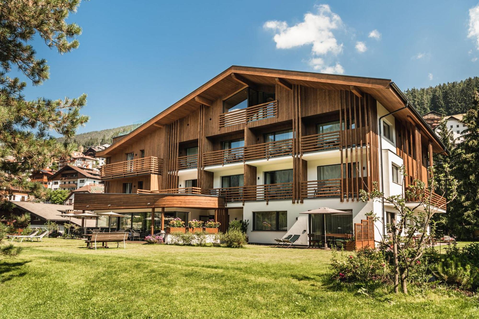 Boutique Hotel Planlim Ortisei Esterno foto